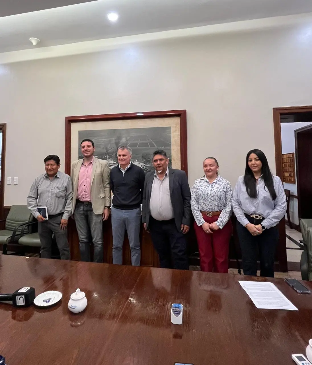 Compromiso con la comunidad: Ledesma dona cemento para obras en Calilegua, Fraile Pintado, El Talar y Caimancito